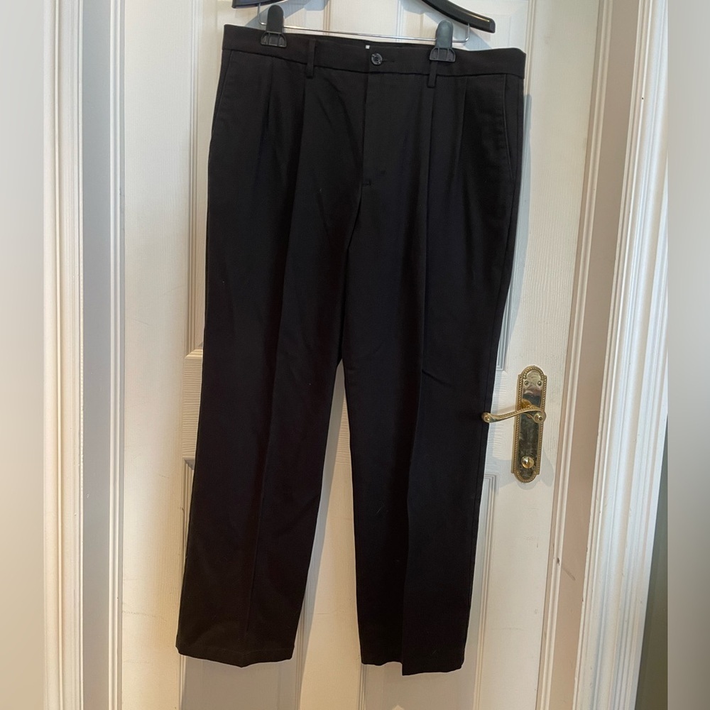DOCKERS Men’s dress pants